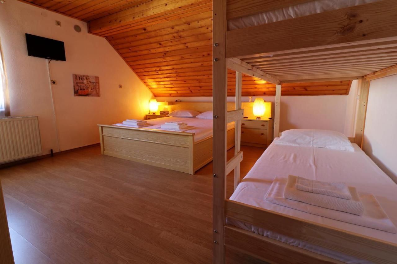 Отели типа «постель и завтрак» Casa 193 Сибиу