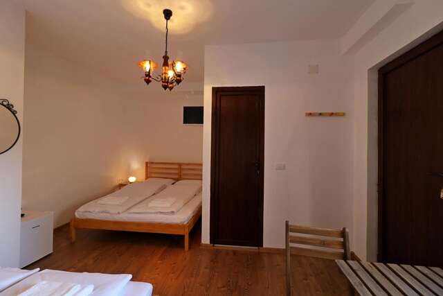 Отели типа «постель и завтрак» Casa 193 Сибиу-15